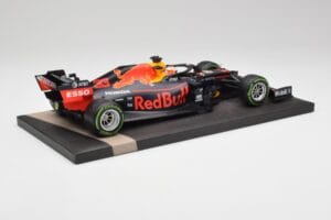 Red Bull RB15 #33 M. Verstappen German GP Winner Wet 2019 Minichamps 1:18 113191133 Metall – Bild 3 von 7