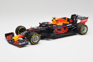 Red Bull RB15 #10 P. Gasly F1 2019 Minichamps 1:18 110190010 Metall