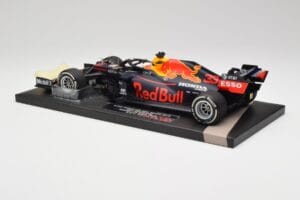 Red Bull RB16 #33 M. Verstappen Abu Dhabi GP Winner 2020 Minichamps 1:18 113201733 Metall – Bild 5 von 6