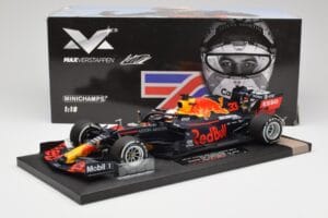 Red Bull RB16 #33 M. Verstappen Red Bull Racing 70th Anniversary GP Winner 2020 Minichamps 1:18 113200533-M1 Resin – Bild 7 von 7