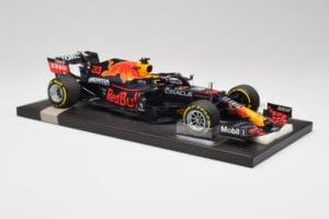Red Bull RB16B #33 M. Verstappen France GP Winner 2021 Minichamps 1:18 113210833 Metall – Bild 4 von 7