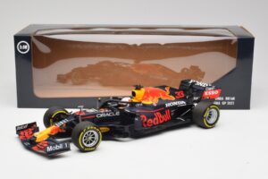 Red Bull RB16B #33 M. Verstappen Emilia Romagna GP Winner Mid Race Tyres 2021 Minichamps 1:18 110210133 Metall – Bild 6 von 7