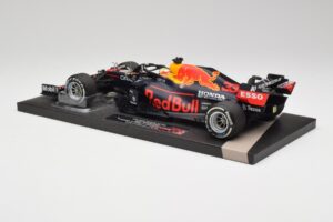 Red Bull RB16B #33 M. Verstappen Styrian & Austrian GP Winner 2021 Minichamps 1:18 113210933 Metall – Bild 5 von 6