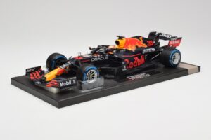 Red Bull RB16B #33 M. Verstappen Belgian GP 2021 Winner Minichamps 1:18 113211333 Resin – Bild 2 von 7
