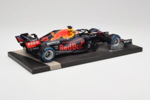 Red Bull RB16B #33 M. Verstappen Belgian GP 2021 Winner Minichamps 1:18 113211333 Resin – Bild 3 von 7