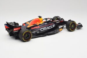 Red Bull RB18 #1 M. Verstappen France GP Winner 2022 Minichamps 1:18 110221201 Metall – Bild 2 von 7