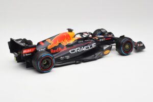 Red Bull RB18 #1 M. Verstappen Monaco GP 3rd Wet 2022 Minichamps 1:18 110220701 Metall – Bild 2 von 7