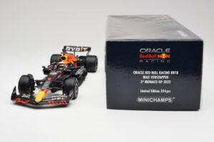 Red Bull RB18 #1 M. Verstappen Monaco GP 3rd Wet 2022 Minichamps 1:18 110220701 Metall – Bild 7 von 7