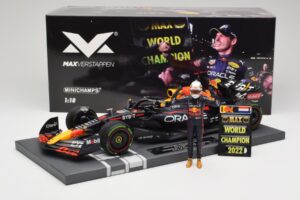 Red Bull RB18 Oracle #1 M. Verstappen Japanese GP 2022 World Champion Minichamps 1:18 113221801 Resin – Bild 7 von 7