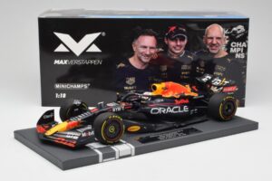 Red Bull RB18 Oracle #1 M. Verstappen US GP 2022 Winner Minichamps 1:18 113221901 Resin – Bild 7 von 7