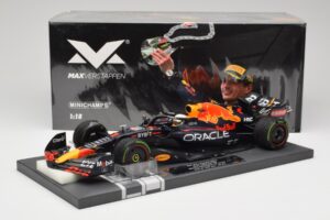 Red Bull RB18 #1 M. Verstappen Emilia Romagna GP 2022 Winner Minichamps 1:18 113220401 Resin – Bild 7 von 7