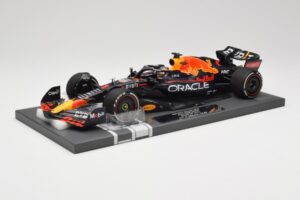 Red Bull RB18 #1 M. Verstappen Miami GP 2022 Winner Minichamps 1:18 113220301 Resin – Bild 2 von 7