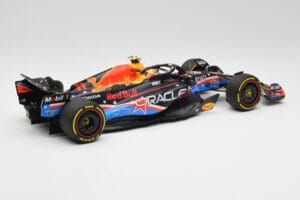 Red Bull RB19 #1 M. Verstappen Austin GP Winner 2023 Minichamps 1:18 110231901 Metall – Bild 2 von 6