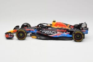 Red Bull RB19 #1 M. Verstappen Austin GP Winner 2023 Minichamps 1:18 110231901 Metall – Bild 3 von 6