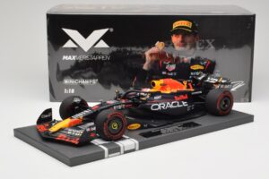 Red Bull RB19 Oracle #1 M. Verstappen Australian GP 2023 Winner Minichamps 1:18 113230301 Resin – Bild 7 von 7