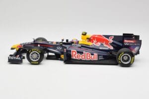 Red Bull RB5 #14 M. Webber Chinese GP 2nd 2009 Minichamps 1:18 150090114 Metall – Bild 3 von 6