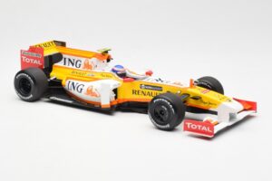 Renault F1 Team R29 #10 R. Grosjean F1 2009 Minichamps 1:18 150090108 Metall – Bild 4 von 6