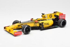 Renault R30 R. Kubica / V. Petrov F1 Showcar 2010 Minichamps 1:18 7711428831 Metall