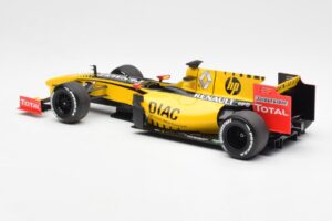 Renault R30 R. Kubica / V. Petrov F1 Showcar 2010 Minichamps 1:18 7711428831 Metall – Bild 5 von 6