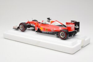 Scuderia Ferrari SF16-H #5 S. Vettel Italian GP 2016 BBR 1:18 BBR181625 Metall – Bild 5 von 7