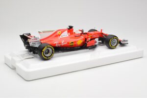 Scuderia Ferrari SF70H #5 S. Vettel Winner Australian GP 2017 End of Race BBR 1:18 BBR181705-E Metall – Bild 2 von 7