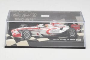 Super Aguri SA05 #23 Y. Ide F1 2006 Minichamps 1:43 400060023 Metall – Bild 5 von 5