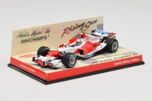 Toyota TF107 #12 J. Trulli Showcar 2007 Minichamps 1:43 403070082 Metall – Bild 2 von 5