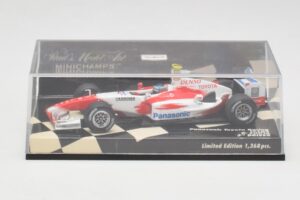 Toyota TF104 Panasonic Racing #0 R. Zonta 3rd Driver 2004 Minichamps 1:43 400040038 Metall – Bild 5 von 5