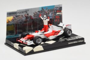 Toyota TF105 #16 J. Trulli Malaysia GP Podium 2005 Minichamps 1:43 400050116 Metall – Bild 2 von 4