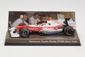 Toyota TF109 Panasonic Toyota Racing #9 J. Trulli F1 2009 Minichamps 1:43 AM62130 Metall