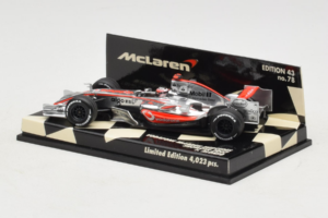 McLaren MP4-22 Mercedes #1 F. Alonso Vodafone McLaren Showcar F1 2007 Minichamps 1:43 530074371 Metall – Bild 3 von 5