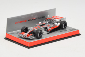 McLaren MP4-22 Mercedes #1 F. Alonso Vodafone McLaren Showcar F1 2007 Minichamps 1:43 533074371 Metall – Bild 2 von 5