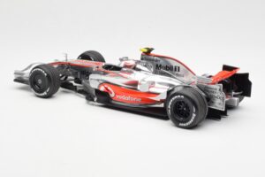 McLaren MP4-23 Mercedes #23 H. Kovalainen 2008 Minichamps 1:18 530081823 Metall – Bild 5 von 6