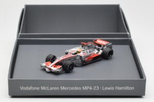 McLaren MP4-23 Mercedes #22 L. Hamilton F1 World Champion 2008 Minichamps 1:43 B66962422 Metall – Bild 4 von 4
