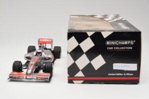 McLaren MP4-25 Vodafone #1 J. Button F1 2010 Minichamps 1:18 530101871-R1 Metall – Bild 6 von 7