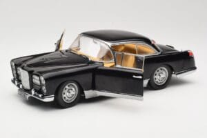 Facel Vega HK500 Schwarz Sun Star 1:18 3751 Metall – Bild 2 von 8