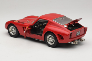 Ferrari 250 GTO Rot Bburago 1:18 B003 Metall – Bild 5 von 8