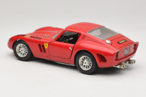 Ferrari 250 GTO Rot Bburago 1:18 B003 Metall – Bild 7 von 8