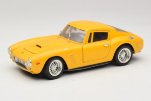 Ferrari 250 GT Berlinetta Gelb Jouef Evolution 1:18 301200 Metall
