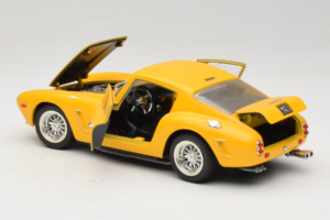 Ferrari 250 GT Berlinetta Gelb Jouef Evolution 1:18 301200 Metall – Bild 5 von 8