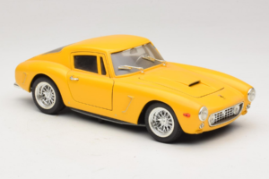Ferrari 250 GT Berlinetta Gelb Jouef Evolution 1:18 301200 Metall – Bild 6 von 8