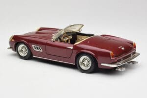 Ferrari 250 GT California Rot Hot Wheels 1:18 3401158 Metall – Bild 7 von 8