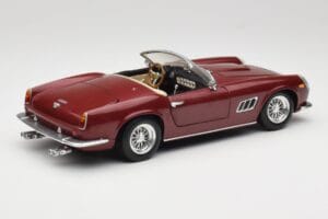 Ferrari 250 GT California Spider LWB Kastanienrot Hot Wheels 1:18 25727 Metall – Bild 3 von 8