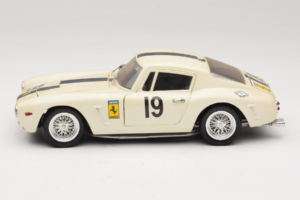 Ferrari 250 GT SWB Berlinette #19 Tour de France Automobile 1961 Eagles Race 1:18 6500 Metall – Bild 4 von 8