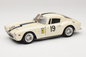 Ferrari 250 GT SWB Berlinette #19 Tour de France Automobile 1961 Eagles Race 1:18 6500 Metall