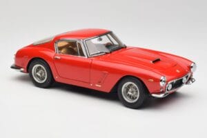 Ferrari 250 GT SWB Rot CMC 1:18 M-046 Metall – Bild 4 von 6