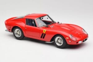 Ferrari 250 GTO London Show Rot CMC 1:18 M-256 Metall – Bild 4 von 6