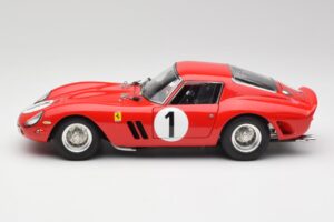 Ferrari 250 GTO #1 P. Rodriguez / W. Mairesse Paris 1000km 1962 CMC 1:18 M-254 Metall – Bild 3 von 6