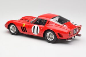 Ferrari 250 GTO #11 J. Surtees / M. Parkes Paris 1000km 1962 CMC 1:18 M-249 Metall – Bild 5 von 6