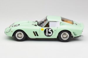 Ferrari 250 GTO #15 S. Moss / G. Hill Goodwood 1962 CMC 1:18 M-247 Metall – Bild 3 von 6